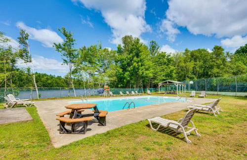 Haverhill Mtn Retreat Hike, Ski, Relax in Hot Tub - Foto 38