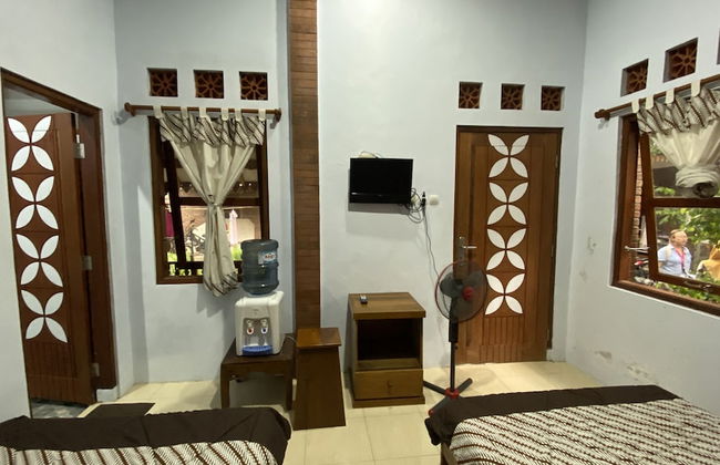 Homestay Candi Pawon Fahrurohman Syariah - Foto 4