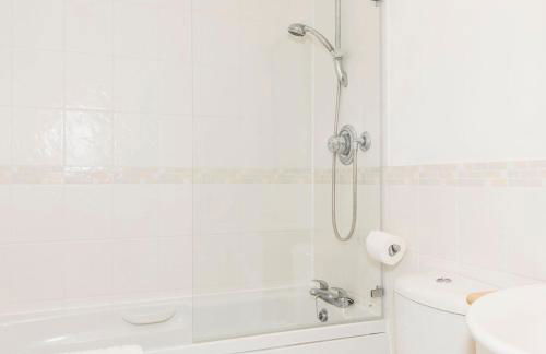 Oakdale at Centrium - Photo 17