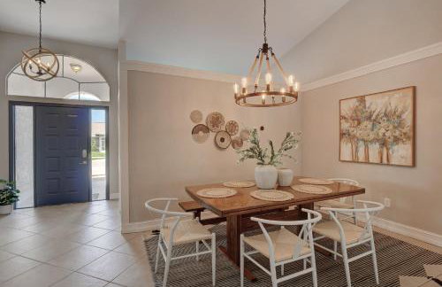 Piccadilly Beach House - Beautiful Updated Home, Private Pool, Minutes from Downtown 5th Ave & Beaches!!! - Foto 4