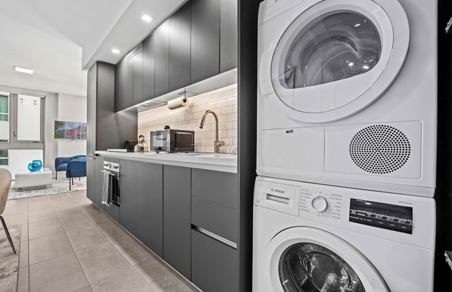 Modern High-Rise Condo with Pool/Gym, in Central DT MIAMI! - Photo 66