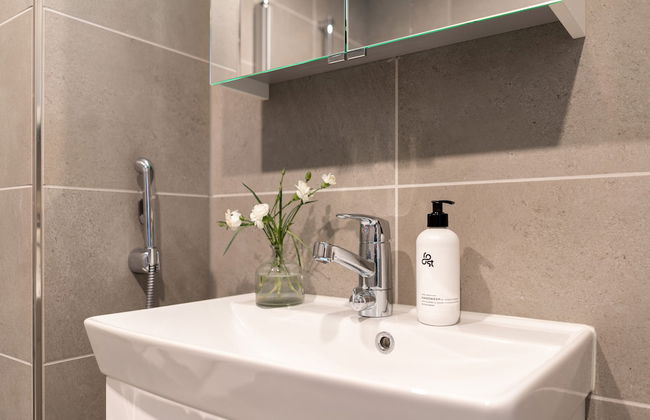 Cozy apartment right next to metro station - Photo 7