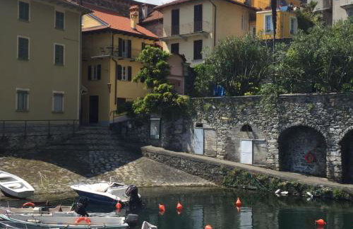 Al vecchio porto casa a Cannero - Foto 25