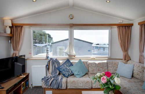 Cheerful holiday home at Landscove Holiday Park in Brixham - Foto 6