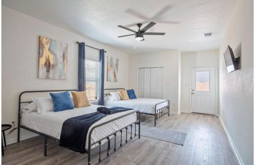 Spectacular Brand New 4br/2.5ba Near DT/ Riverwalk - Foto 49