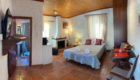 Δωμάτια Εξοχή-With fireplace and view to the sea - Foto 2