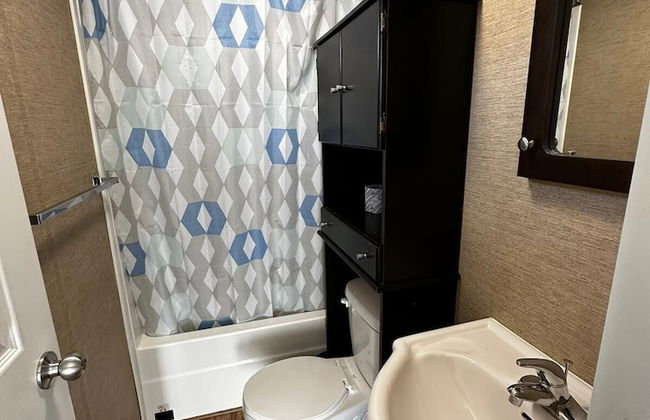 Falcon Cottages - Photo 38