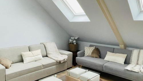 Élégant T4 lumineux en centre-ville - Foto 2