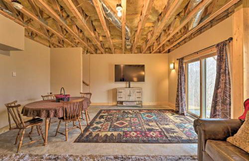 Blue Ridge Mountain Gem with Deck and Community Perks - Foto 17