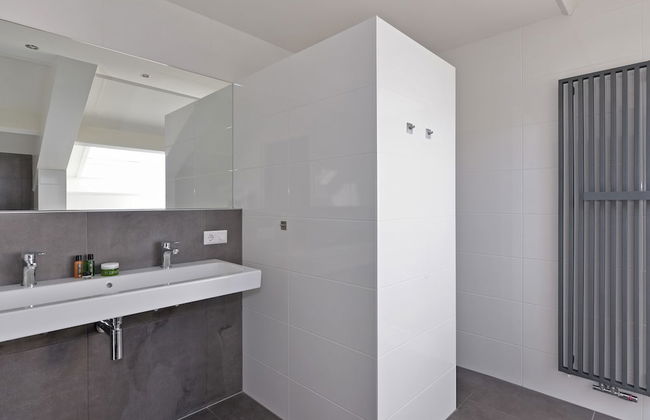 Waterfront Penthouse With Roof Terrace and Private Jetty - Foto 53