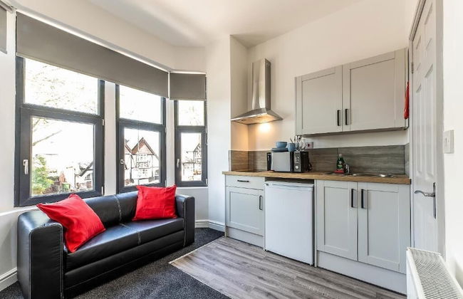 Stay Sleep Rest- Derby Road - Photo 32