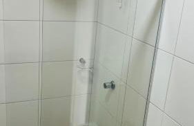 Refúgio Secreto na Praia da Bacutia, Piscina, Churrasqueira, Ar condicionado 80m da melhor praia de Guarapari - Foto 13