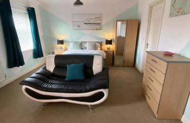 Blackberry House - Sleeps 6 with Parking and Netflix TV - Foto 13