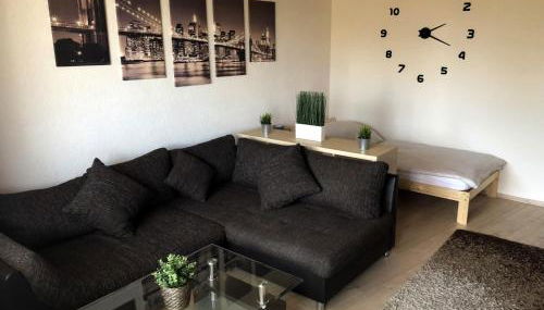 Work & Stay Apartment mit Balkon - Foto 1