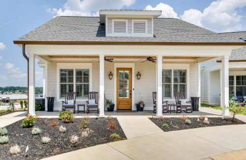 Greenwood Getaway with Furnished Patio and Lake View - Foto 27