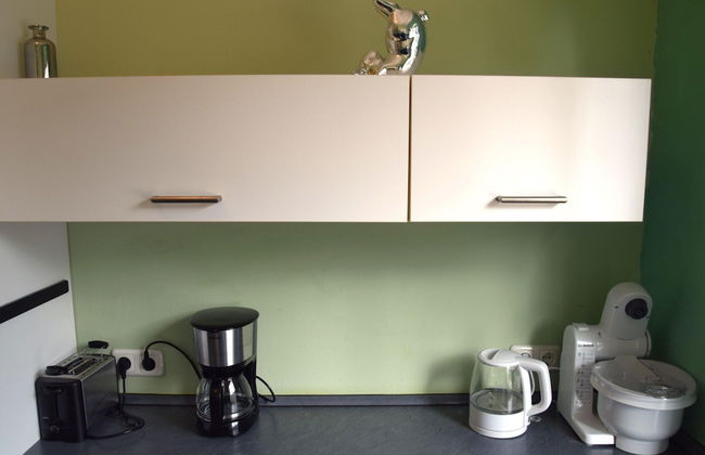 Cosy Apartment in Oberhausen With Balcony - Photo 6