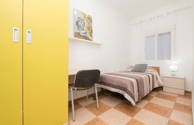 Velbar in Cadiz With 3 Bedrooms and 1 Bathrooms - Foto 19