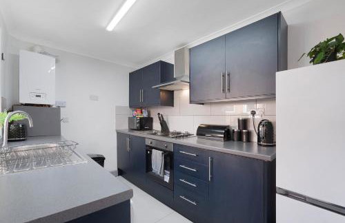 Family-Friendly 2BR Close to Durham City - Foto 13