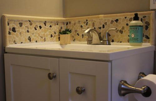 Cowell's Beach Retreat - steps to beach, restaurants, wharf, Boardwalk, shops, fast wifi, surf-in surf-out - Foto 61