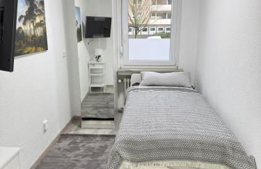 Zentral gelegene Zimmer mit Gemeinschaftsküche und -bad - Foto 3