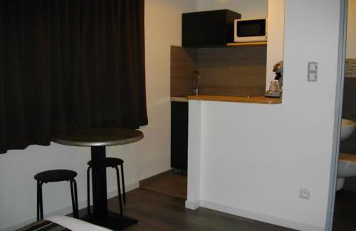 Appart'hotel Residella House Room & Kitchen Avignon Le Pontet - Foto 29