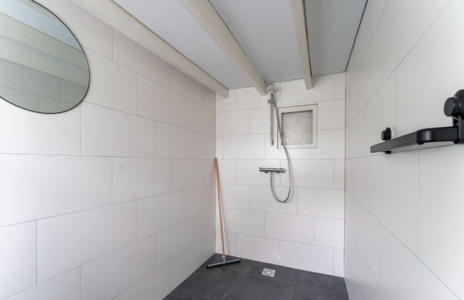 Comfortable Holiday Home in Voorst in a Tranquil Location - Photo 49