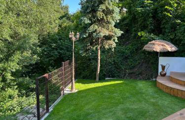 Zloty, a Skromny - ogrodzony domek z jacuzzi i widokiem na jezioro - Foto 24