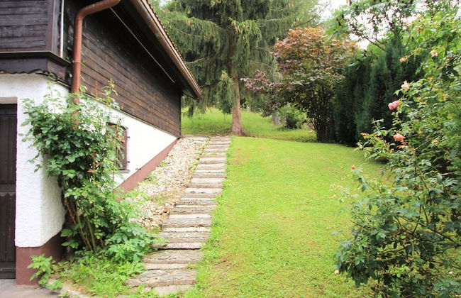 Quiet Holiday Home Near ski Resort - Foto 15