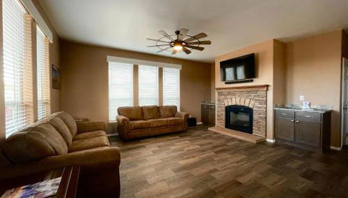 The Grand Getaway at Williams - Family Friendly for up to 8 & Walking Distance to the GC Railway - Foto 5