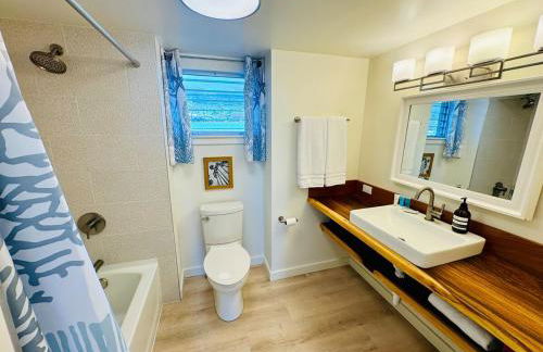 Island Glow Kailua Village #508 free assigned parking, AC, downtown, walk to restaurants, bars and the pier - Foto 38