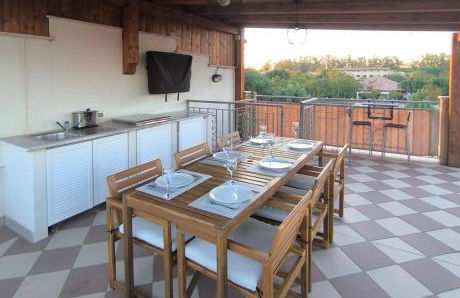 Pizzo Beach Club Luxury Apartment - Photo 25