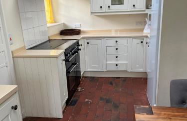 Croydon House - Photo 13