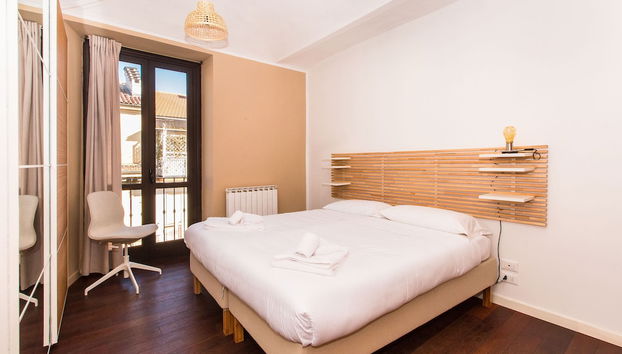 Colorful Statuto Square Design Apart - Foto 3, Habitación