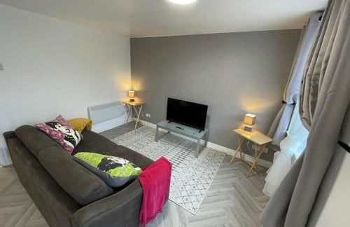 Newly renovated 2 bed apartment - Foto 1