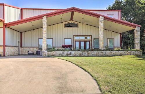 Texas Ranch House with 5 Bedroom and Fish Pond - Foto 26