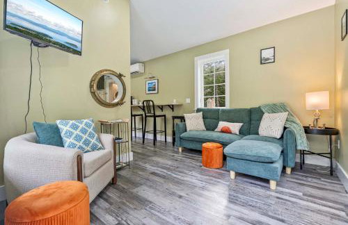 Secluded Bungalow Near Acadia and Bar Harbor -Private, Pet Friendly, Fire Pit - Foto 11