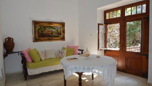 Molivos Tower - Photo 2, Lobby or reception