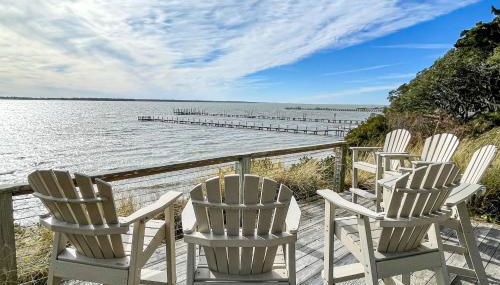 Three dog-friendly, waterfront cottages with full kitchens & private beach - Foto 2