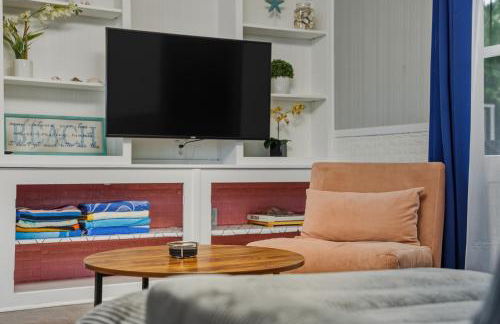 Trendy & Relaxing - Close to Beach - Pool - Hot Tub - Foto 8