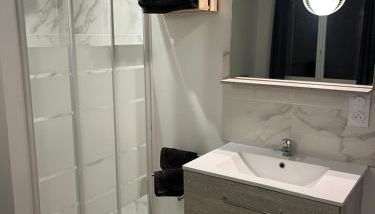 le Cocon des Vignes, cosy, climatisé, wifi, parking privé - Foto 5