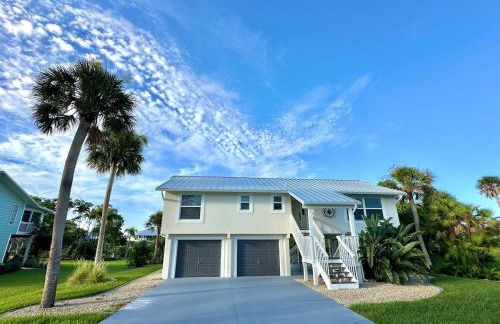 Tranquil Lakeview Home w Porch Bokeelia Retreat - Foto 29