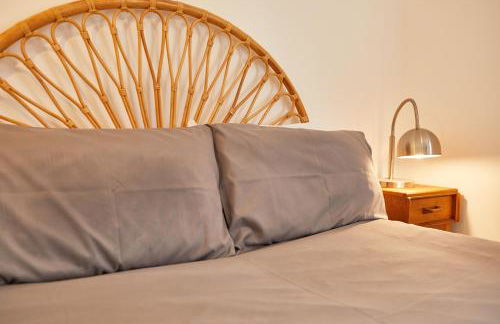 Binks - Seafront 1 bed first floor apartment - Photo 15