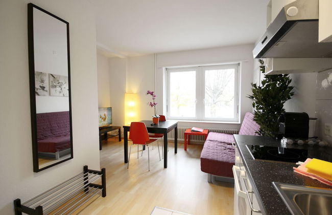 Hitrental Stauffacher Apartments - Photo 8