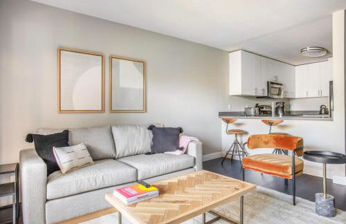 Sunnyvale 2BR w Gym Pool Courts nr Tech HQs SFO-372 - Foto 3