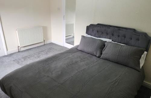 Doncaster Serviced Accommodation - Apartments - 3 Bed House-Close To A1 & M18 - Contractors - Business Travellers - Families - Foto 20