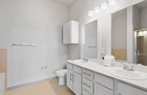 LUX 2B2B Apt Near Heart of Austin with Pool & Parking - Foto 32