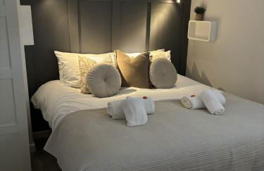 The Hive Apartment - Photo 2