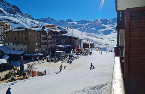 Front de Neige Val Thorens - Skis aux pieds, balcon vue montagne - Foto 1