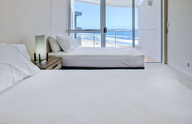 Regency on the Beach - Photo 5