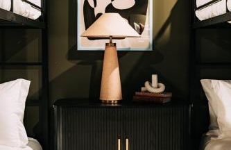 The Benton Hot Tub Theater 5 Mins to Denver - Foto 7